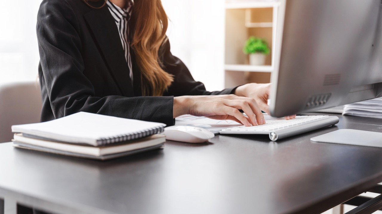 AdminAssistant